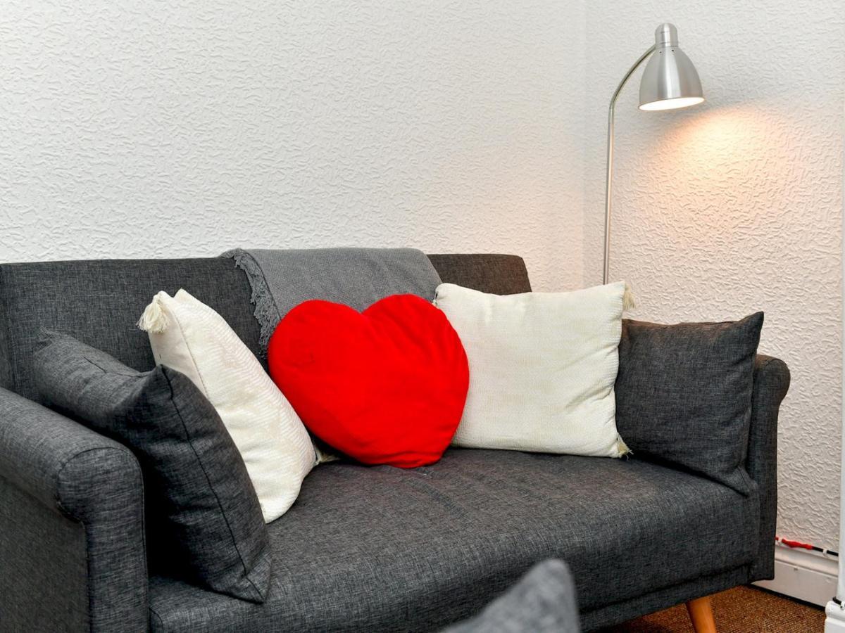 Pass The Keys Perfectly Located 3 Bed Home Close To The City 卡迪夫 外观 照片